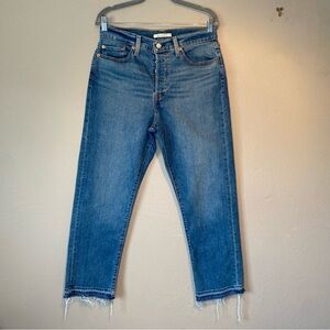 Levi’s Wedgie Straight Denim Jeans. Size 31